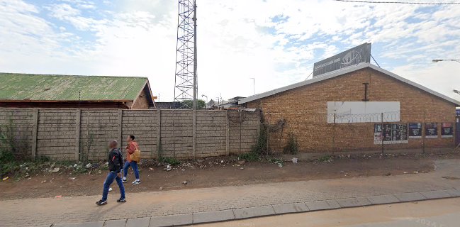 Roadhouse Liquor Store