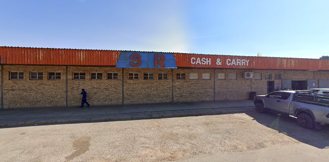 S R Cash & Carry