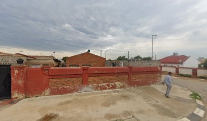 Ms Tee's Food Kitchen