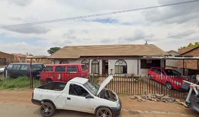 Pit Stop House Of Junk