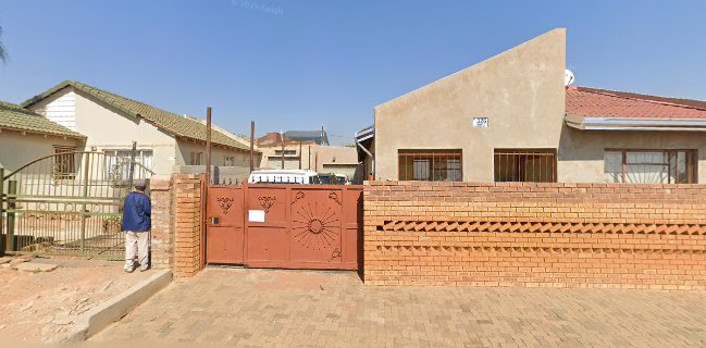 YOURS TRULY FOOD BAR