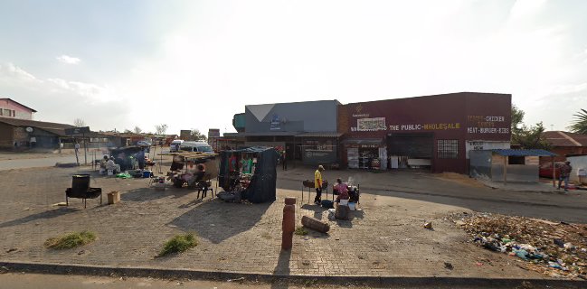 Circle Bottle Store - Hospitality and gastronomy