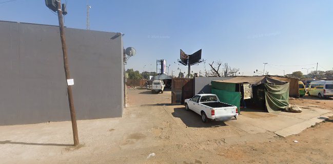 Roadhouse pub and grill