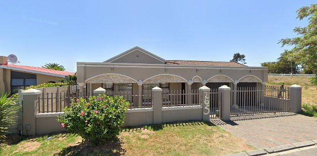 Fura's Kitchen/Chef Makapela