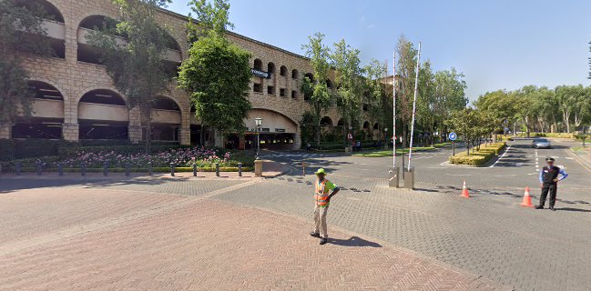 The Metropolis Lounge & Grill