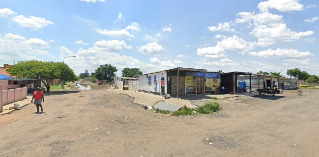 Commander Bar & Car wash