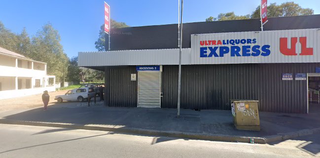 Opinii despre Huguenote Drankwinkel în Paarl - Hospitality and gastronomy