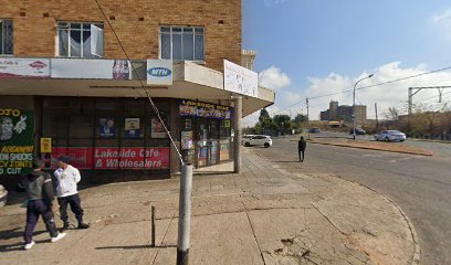 Lakeside Café & Wholesaler