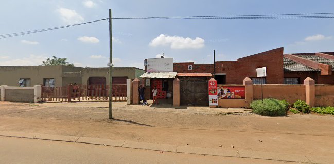 Monyai Tuck Shop - Hospitality and gastronomy