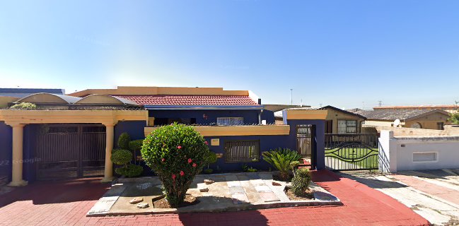 Couture Cake Company - Hospitality and gastronomy