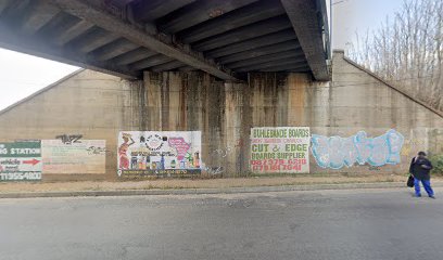 Paradise Liquor Market